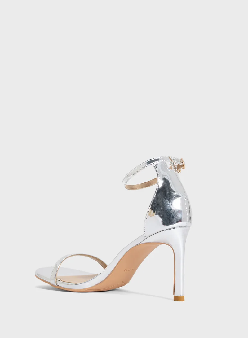 ايلا Minimalistic Heeled Sandal