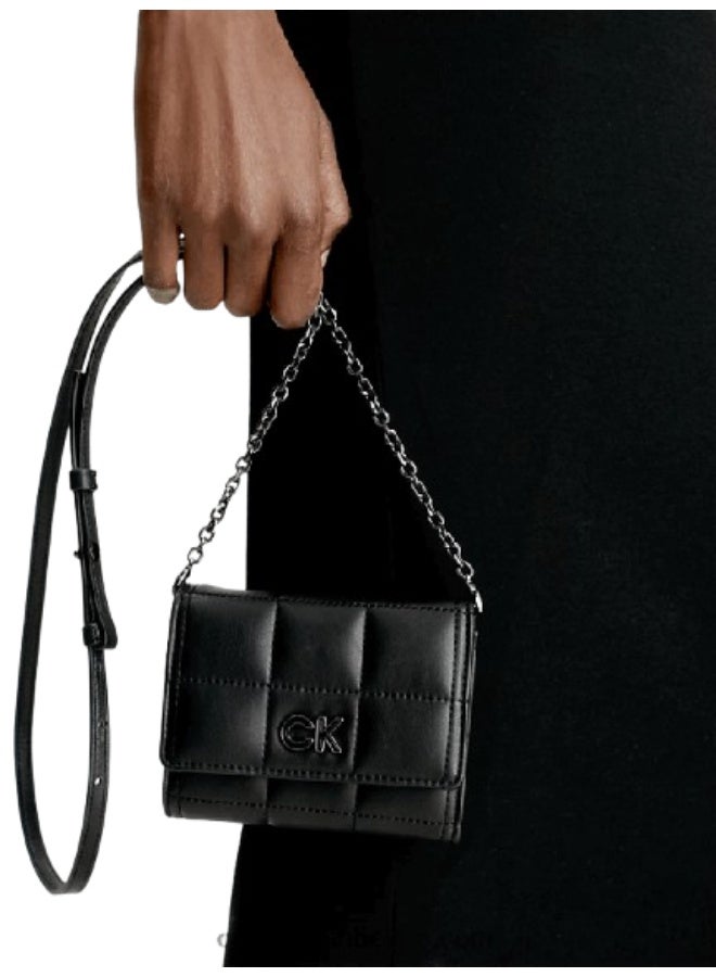 Calvin Klein Women's Black Leather Wallet - Image 2