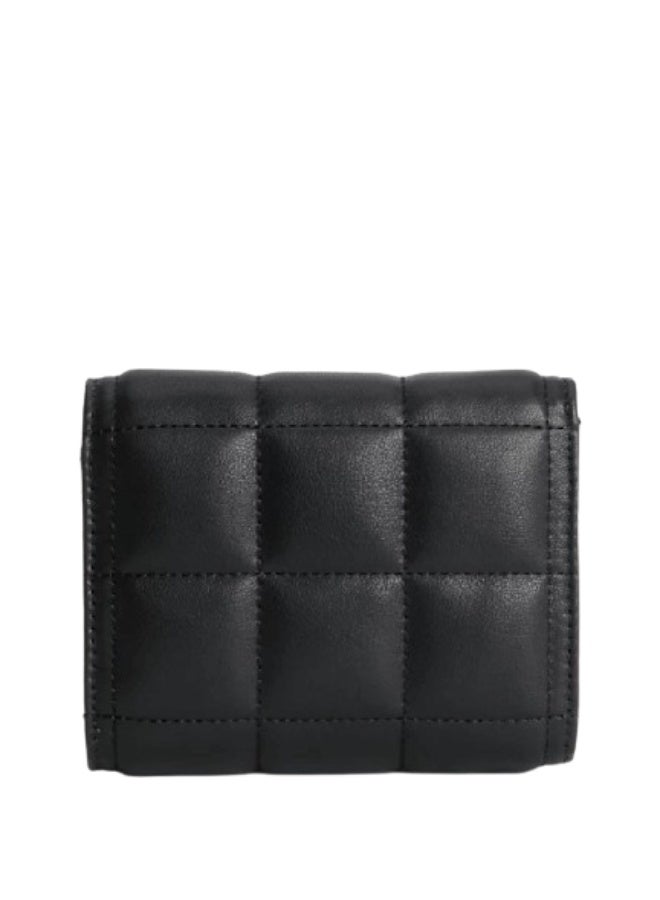 Calvin Klein Women's Black Leather Wallet - Image 3