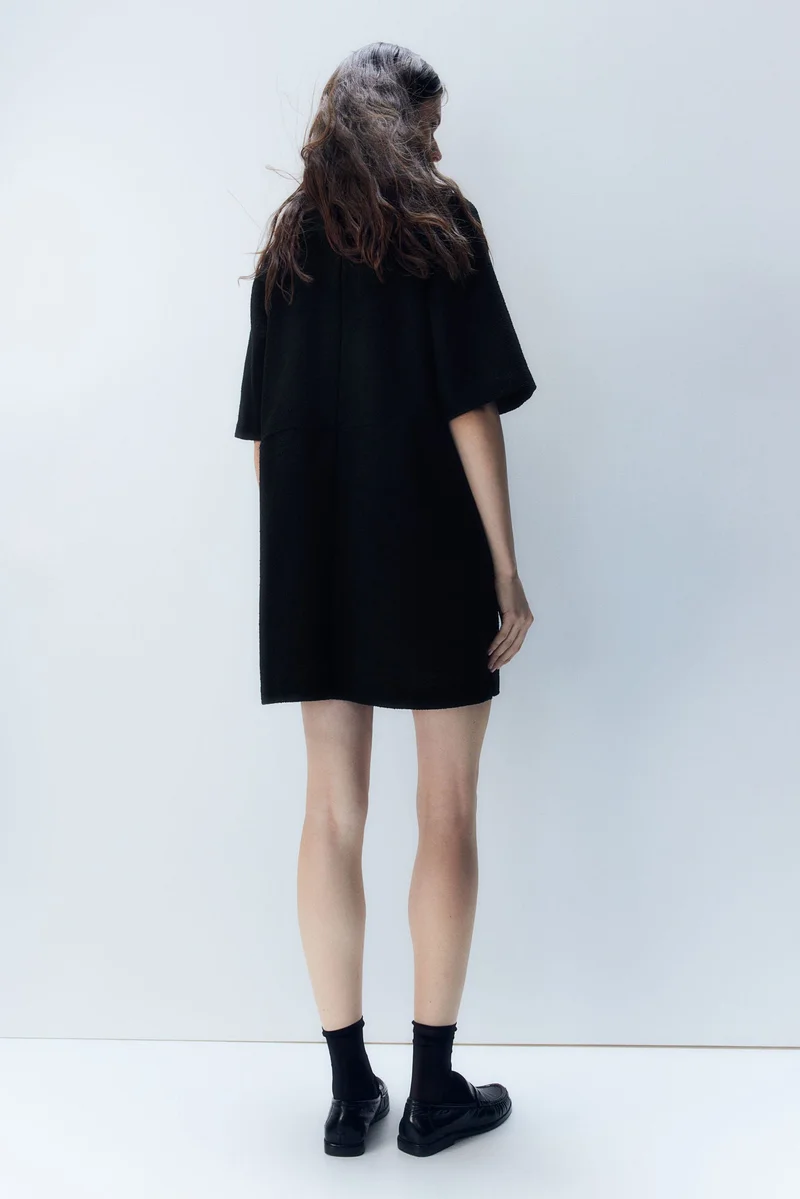 اتش اند ام فستان بأزرار أمامية