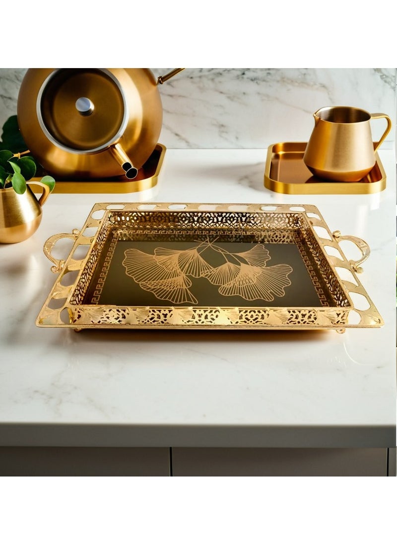 A set of luxurious royal circular serving trays with golden handles is a wonderful addition. Golden color - pzsku/Z6C9DDBDA71FCC264F398Z/45/_/1733824702/58c30247-c094-46c5-9a8f-d5e734dc6144