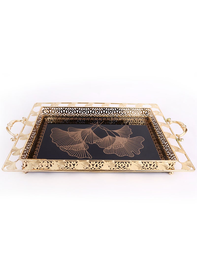 A set of luxurious royal circular serving trays with golden handles is a wonderful addition. Golden color - pzsku/Z6C9DDBDA71FCC264F398Z/45/_/1733824704/6d966703-ee3a-4d61-a094-d34db38bcfdc