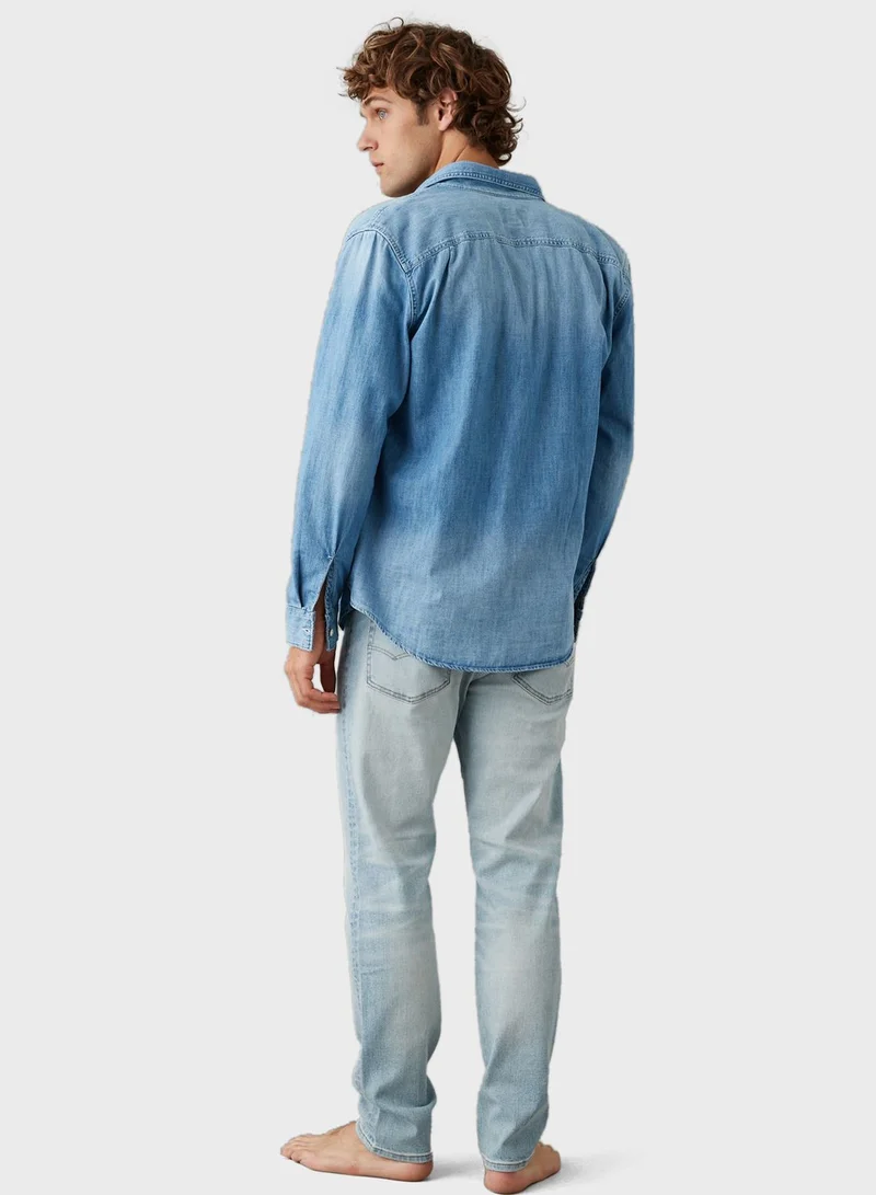 American Eagle Light Wash Skinny Fit Jeans