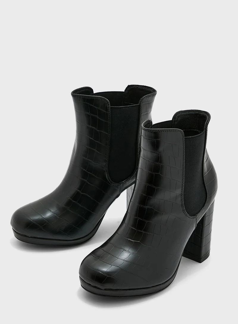 NEW LOOK Block Heel Chelsea Boots