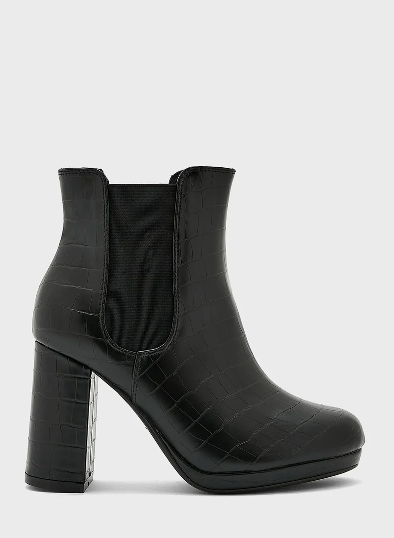 NEW LOOK Block Heel Chelsea Boots