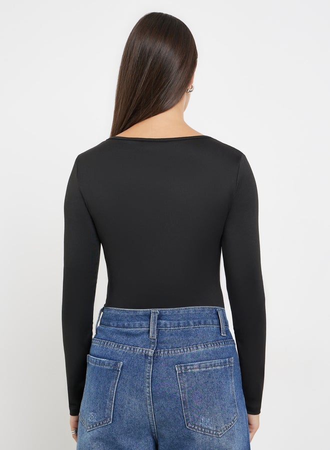 ستايلي بودي سوت بياقة على شكل قلب - Image 5