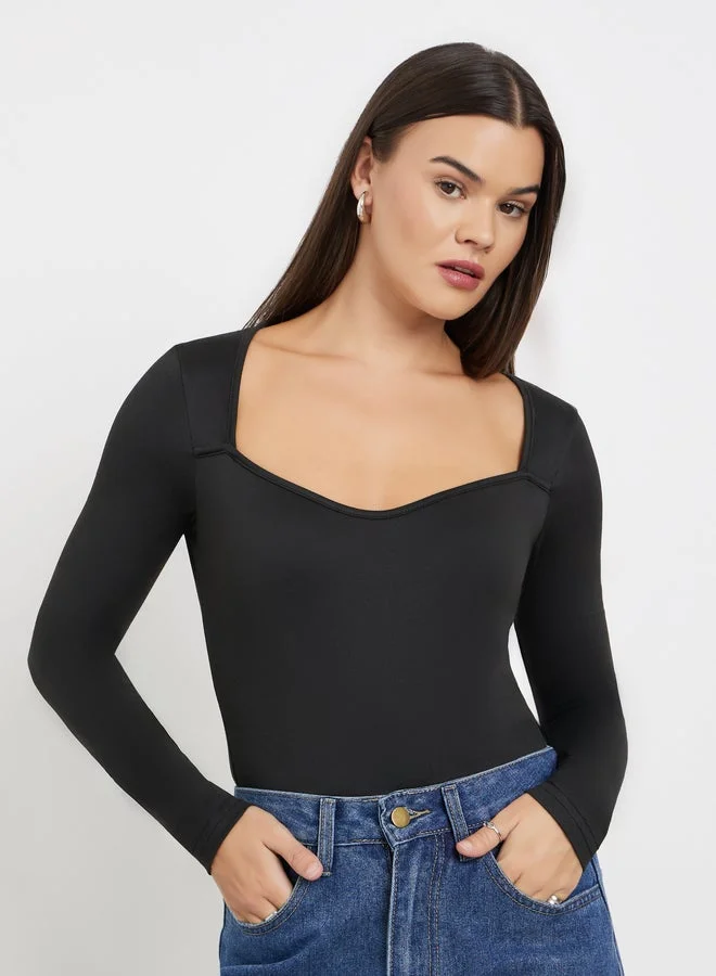 Styli Styli Black Sweetheart Neck Bodysuit