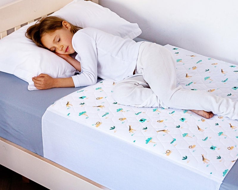 bamboo bamboo Lynmark® Kids Potty Training Bed Pad | 100% Waterproof | Bedwetting Pee Protector sheet for Single & Toddler beds | Easy Nighttime Changes | Washable Incontinence Mat Absorbs 2L | Explorer | UK brand - Image 1