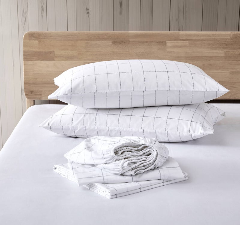 Eddie Bauer Eddie Bauer Home Sheets Cotton Percale Bedding Set  Crisp & Cool  Stylish Home Decor 4 pcs  Queen  Northern Plaid Grey/White  - Image 3