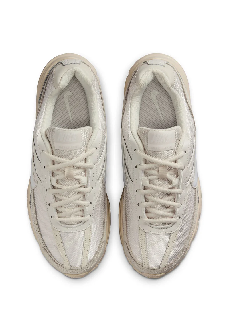 Nike Initiator