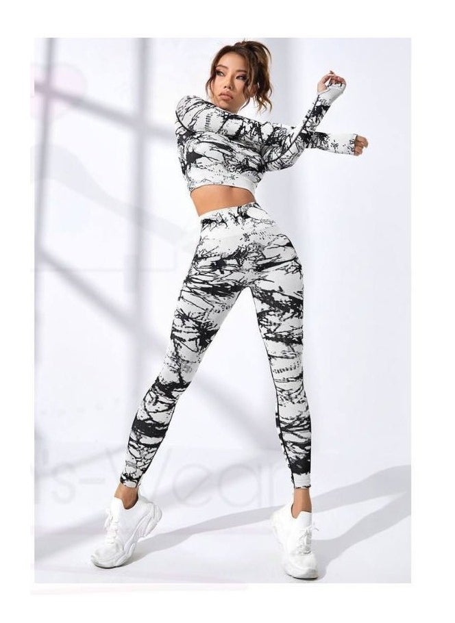Nona fashion - Nona Fashion Women's Sports Set, consisting of a sports top with a thumb hole and high-quality high-waisted pants, suitable for exercise - Image 1