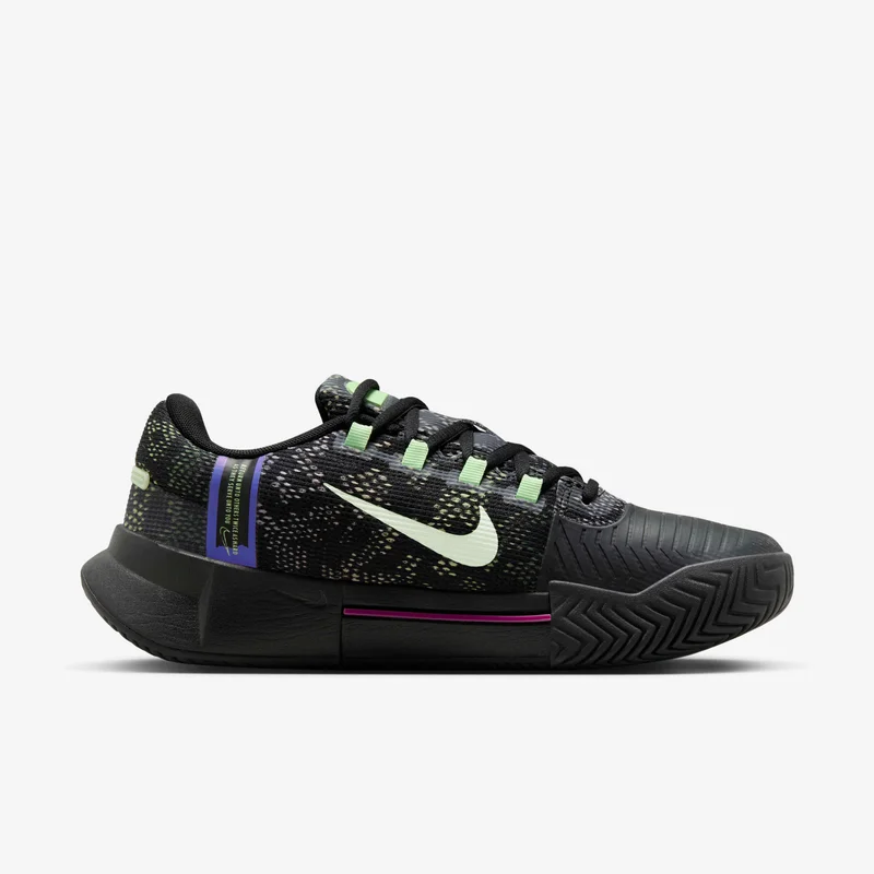 Nike Women's GP Challenge 1 'Osaka' Hard Court Tennis Shoes