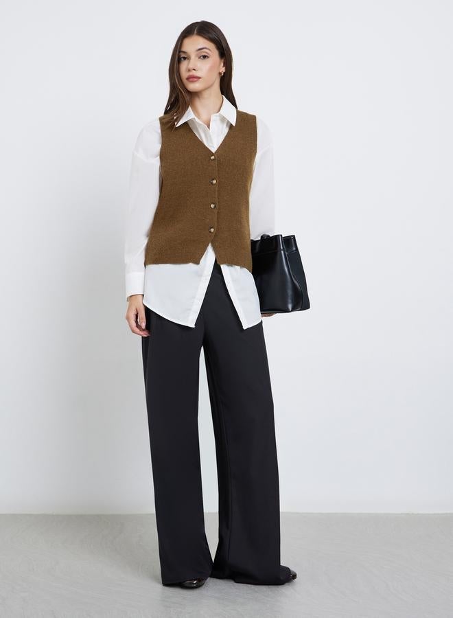Styli Sleeveless V-Neck Flat Knit Vest - Image 1
