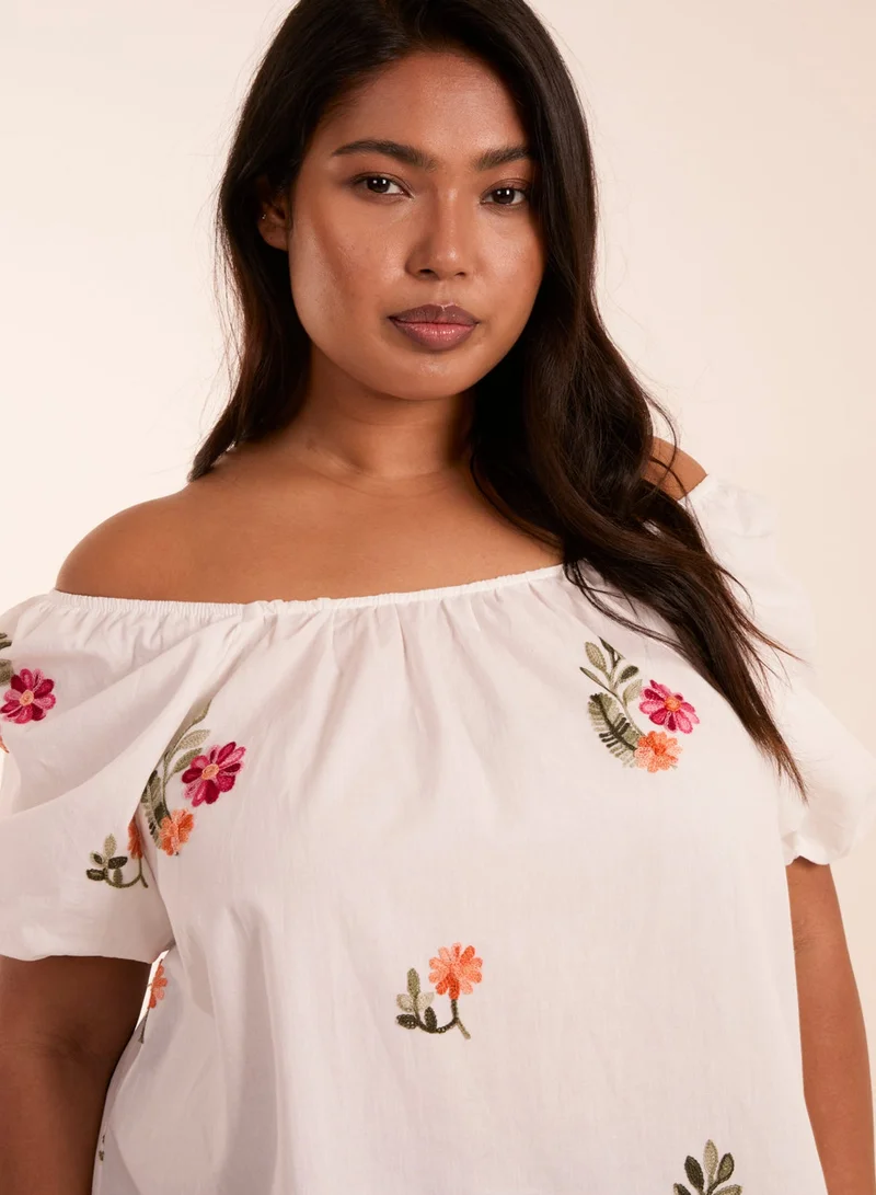 Blue Vanilla Curve Milkmaid Flower Embroidered Top