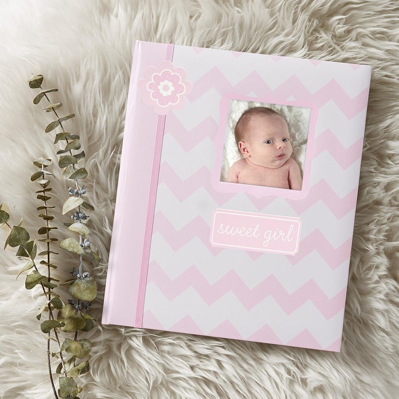 Lil Peach كتاب ذكريات بيبي ليل بيش للأعوام الخمسة الأولى، دفتر تذكارات لحظات الميلاد، هدية للآباء الجدد والمرتقبين، 46 صفحة للتعبئة، وردي - Image 2