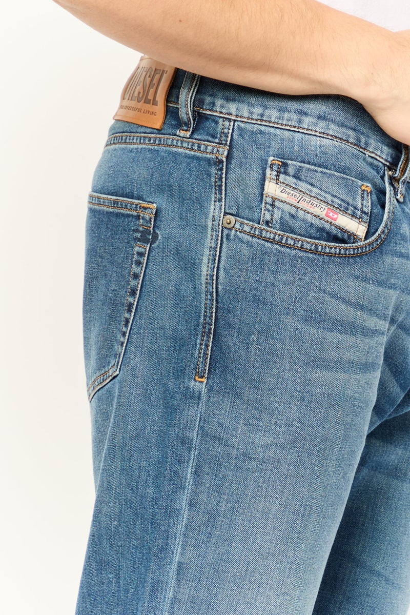 DIESEL جينز د-ستركت للرجال بقصة ضيقة وقابل للتمدد، أزرق - Image 3