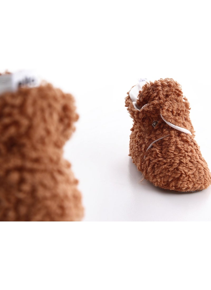 Ella Bonna - Anti-Slip Sole, Organic Cotton Inner Lining, First Step Shoes, Tedy Slippers, Light Brown Baby Slippers - Image 1