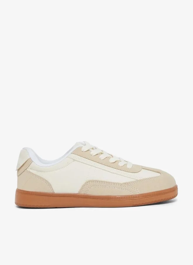 ستايلي اكتيف سنيكرز لاصق ملون من الدانتيل