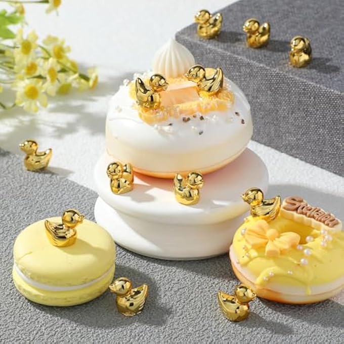 100 PCS GOLDEN CERAMIC DUCK FIGURINES, MINI GOLDEN DUCK STATUE, MICRO GARDEN LANDSCAPE DOLLHOUSE CAKE DECORATION, MINI DUCK FIGURINES FOR DIY CRAFT CHARMS FOR HALLOWEEN CHRISTMAS PARTY GIFT - Image 2