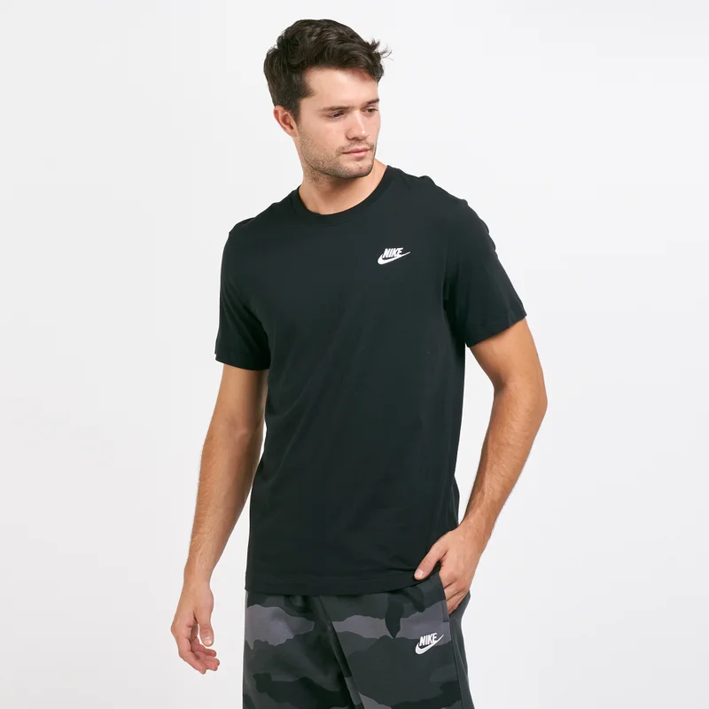 Nike Men's Sportswear Club T-Shirt