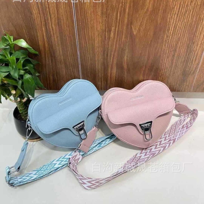 Women's Heart-Shaped PU Leather Shoulder Bag Crossbody - Image 3
