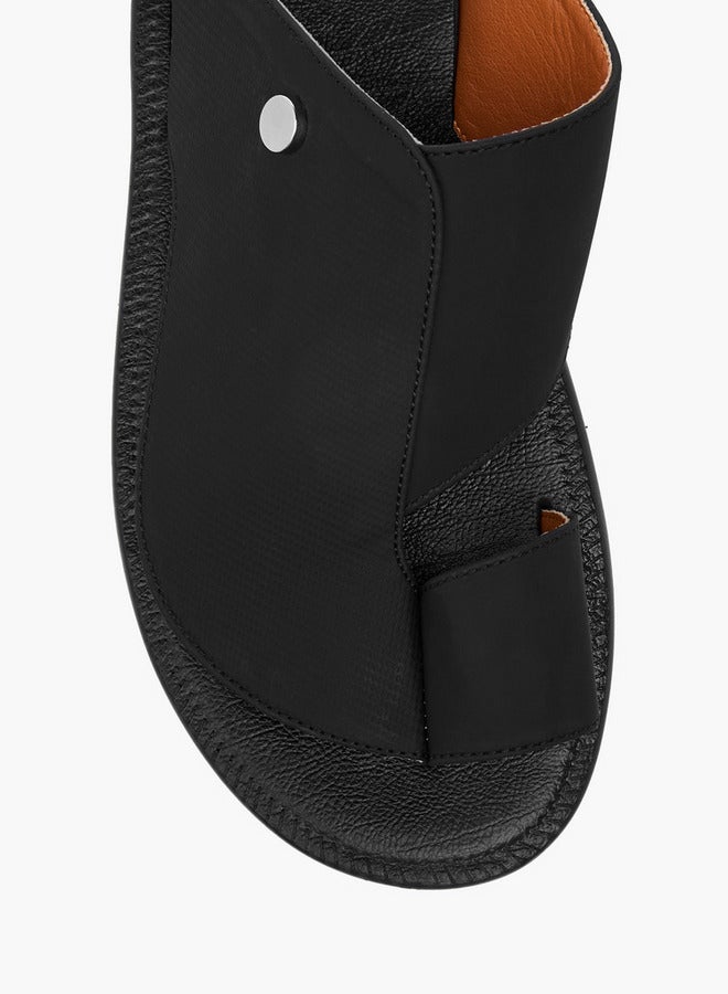 Al Waha Men's Textured Slip-On Arabic Sandals with Toe Loop Detail - Image 3