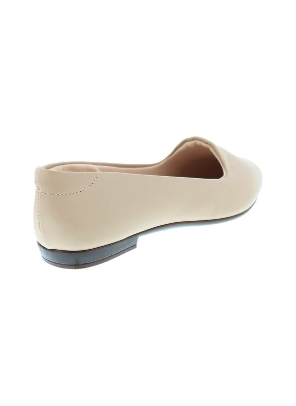 Beira Rio Flat Shoes for Women – Comfortable, Stylish & Everyday Essential Footwear