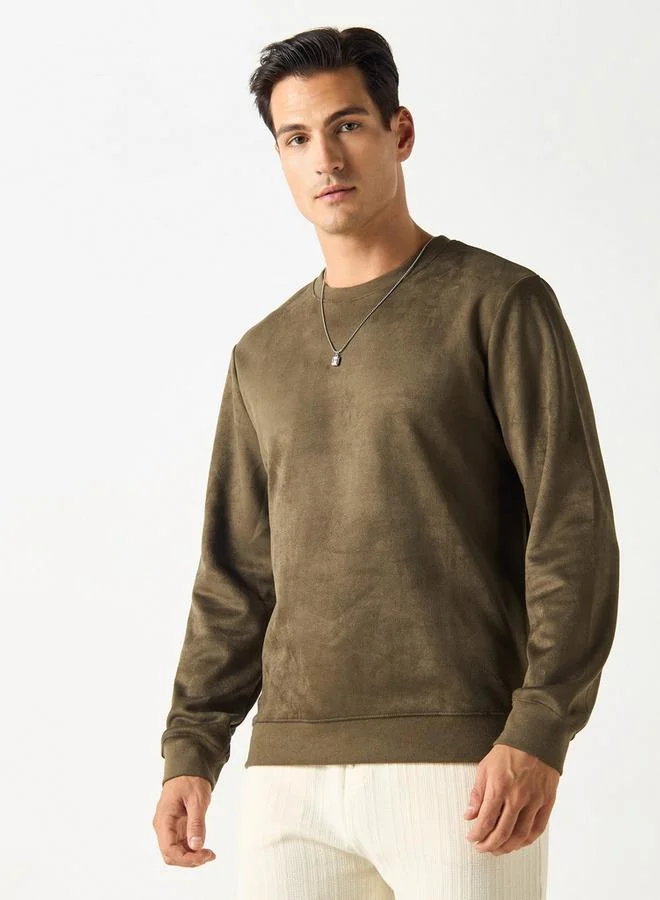 Iconic Solid Sweatshirt with Round Neck and Long Sleeves