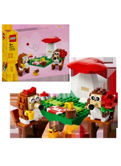 LEGO Hedgehog Picnic Date, Animal Toy Playset for 8 Plus Year Old Girls & Boys, Nature Building Set with Mushroom Model and 2 Figures, Birthday Gift for Kids Who Love Imaginative Play 40711 (166 pieces)  - Image 1