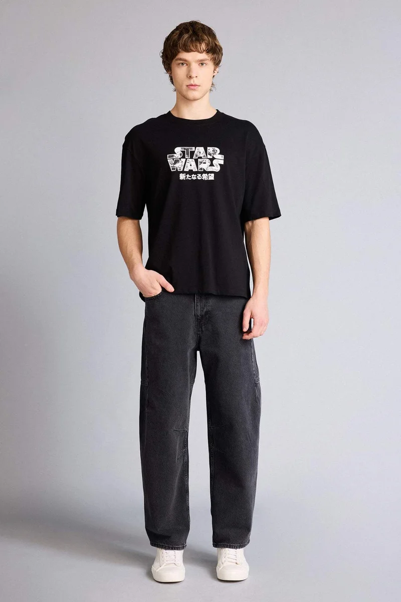ديفاكتو Boxy Fit Star Wars Licensed Sweatshirt
