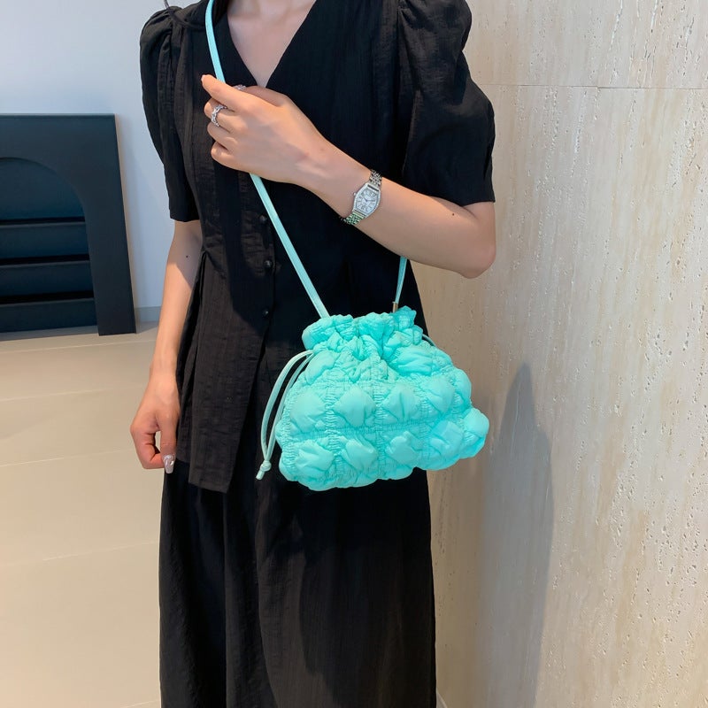 New Pleated Cloud Bag Quilted Lucky Bag Drawstring Drawstring Handbag New Trendy New Hand-Held Crossbody Bag White - Image 4