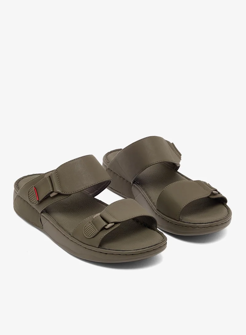 روبرت وود صنادل عربية مريحة