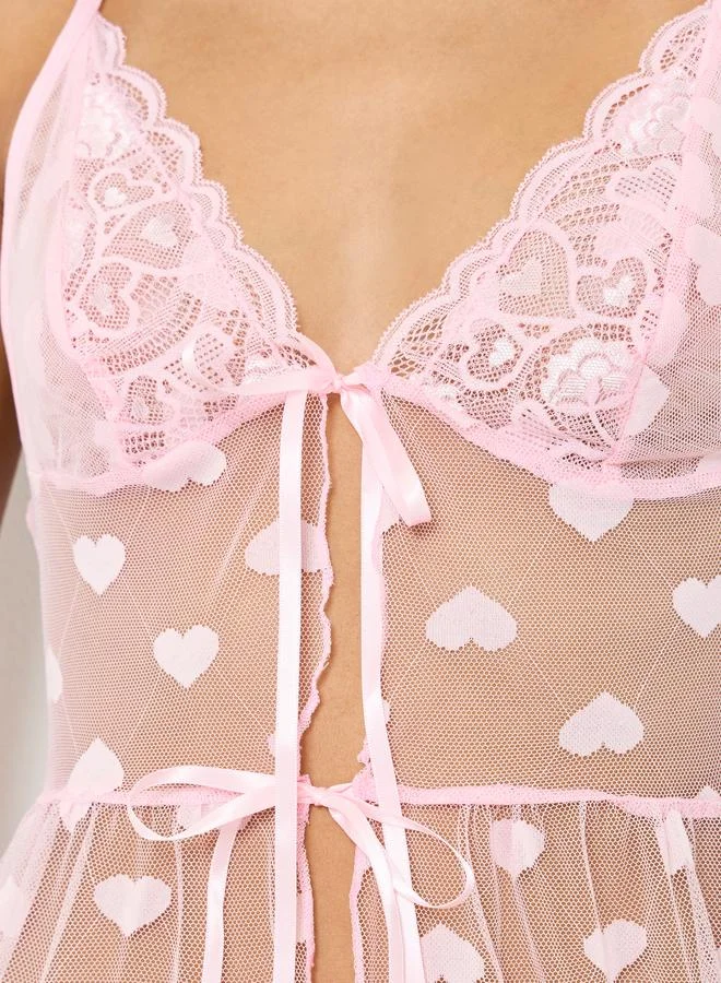 تايك تو قميص نوم دانتيل بنمط قلوب