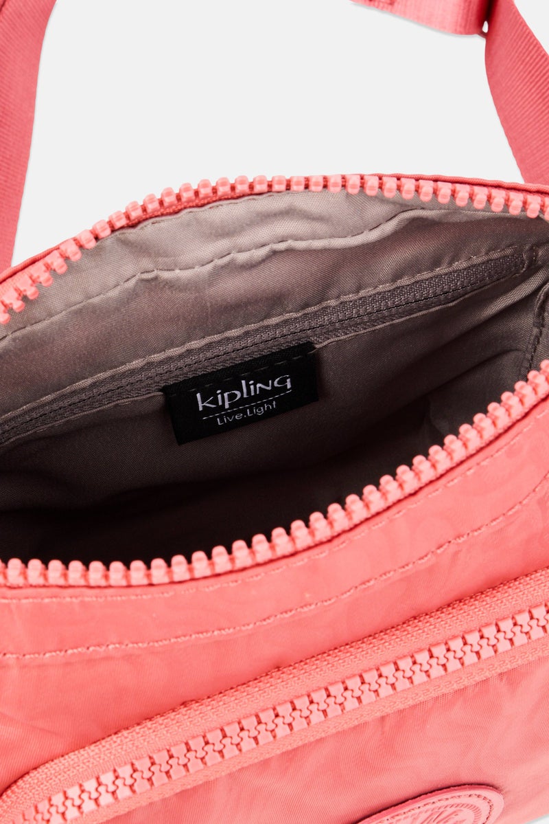 kipling حقيبة كتف نسائية بشعار العلامة التجارية مع حلقة مفاتيح، وردي قديم - Image 4