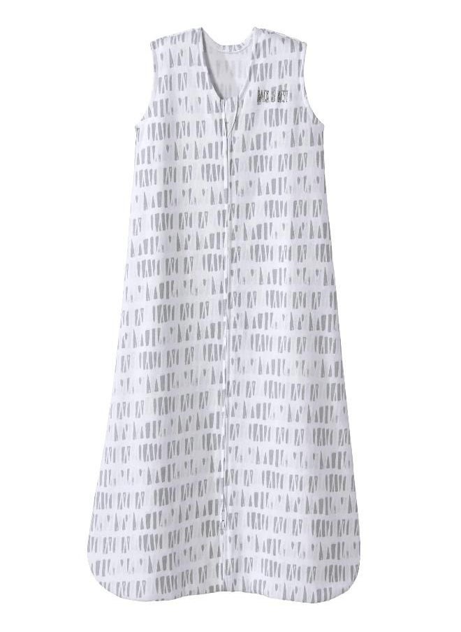 Halo - HALO Sleepsack, 100% Cotton Wearable Blanket, Swaddle Transition Sleeping Bag, TOG 0.5, Squares and Triangles, Grey, Medium - Image 1