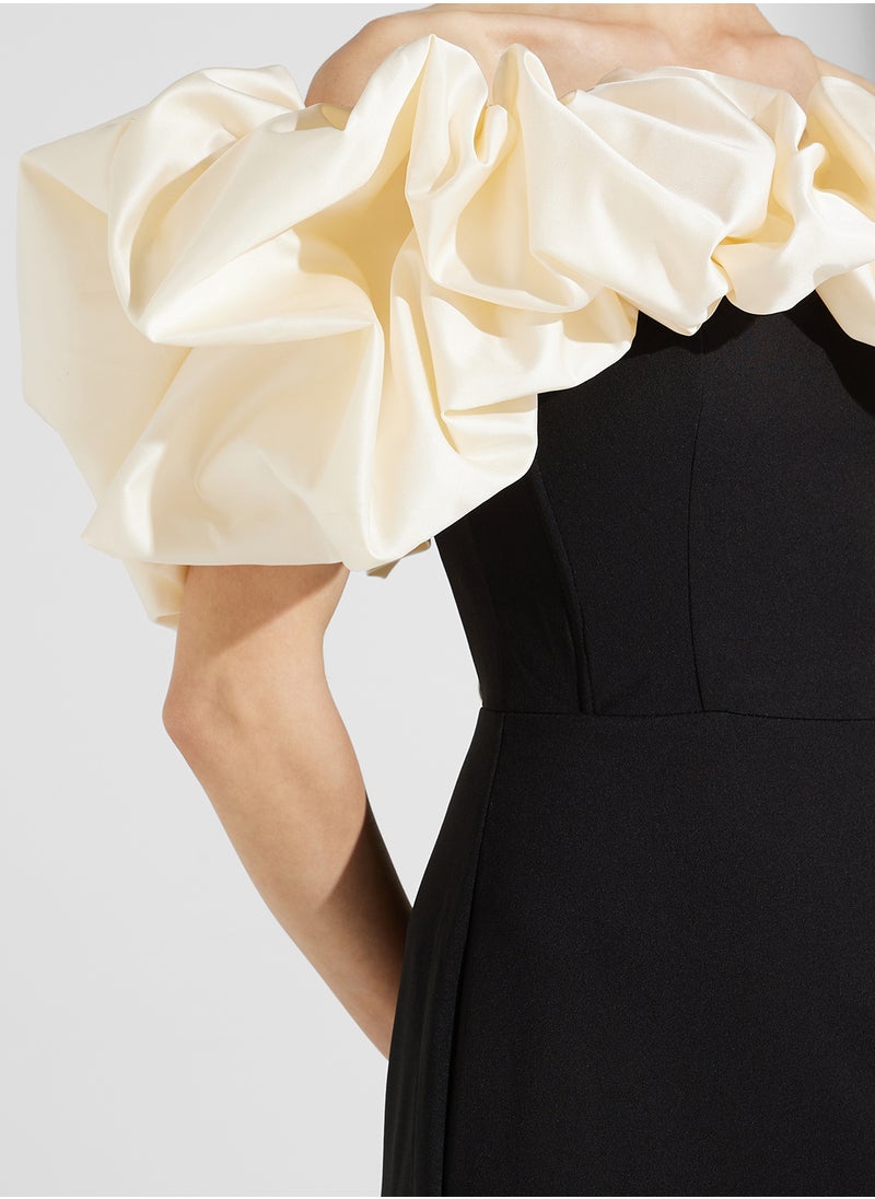 Namshi x Two Toned Off Shoulder Dress With Statement Ruffles  - Image 4