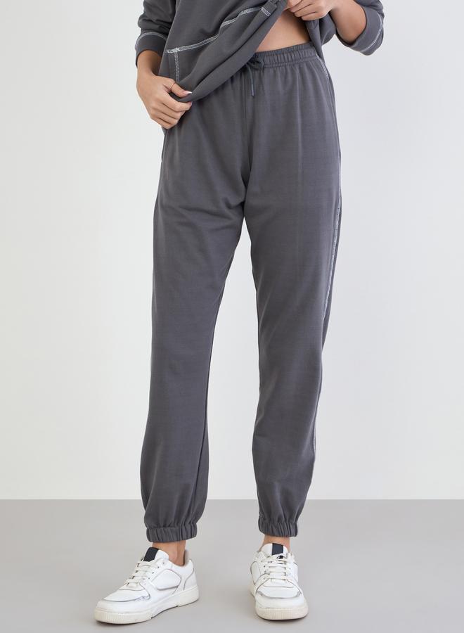 ستايلي طقم هودي طويل بقصة عادية مع جوغر - Image 4