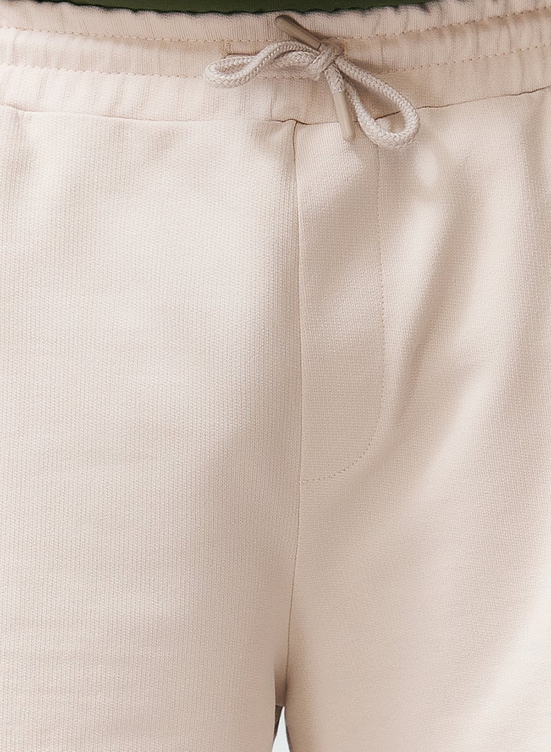 trendyol Comfortable Fit Large Size Basic Shorts - 100% Cotton TMNSS24AP00001 - Image 4