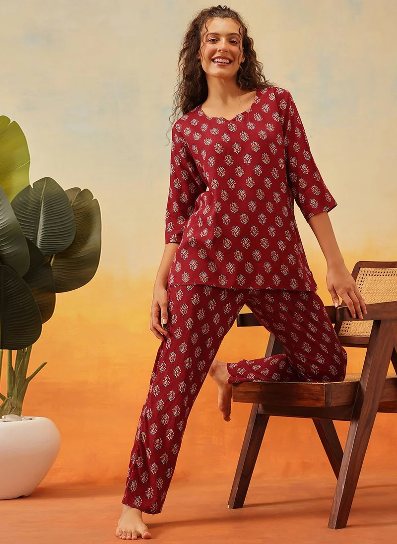 Clovia Clovia Floral Print Kurta Top & Pyjama Set in Maroon - Rayon