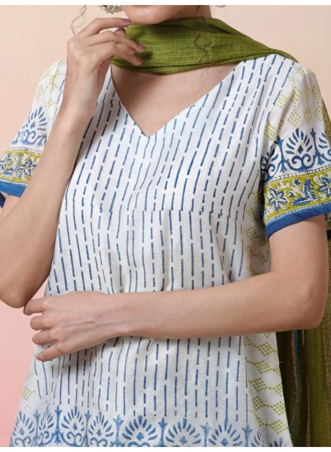 AKS Striped Printed V-Neck Kurta & Trousers With Dupatta