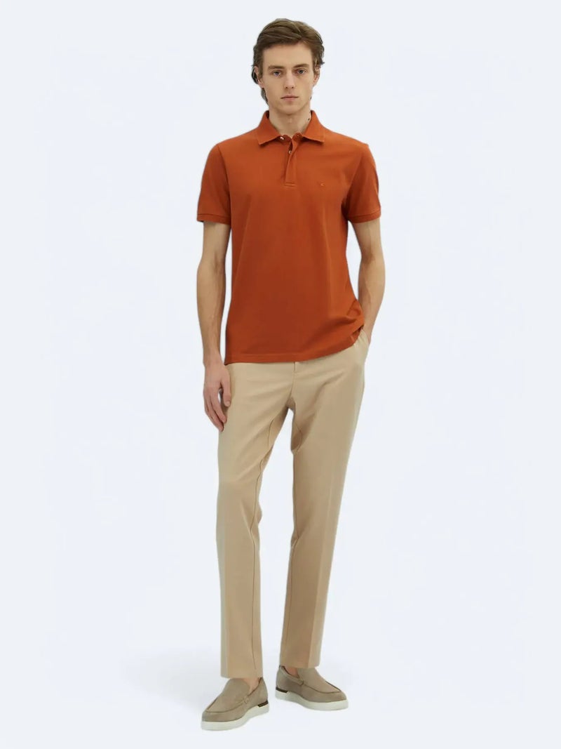 كيب تيشيرت قطني 100% بلون أحمر قرميدي سادة بياقة بولو - Image 3