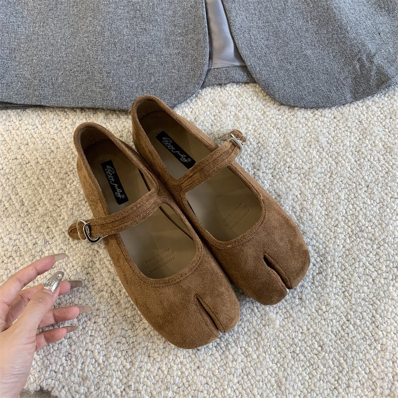 2026 Early Spring New Style Low-Cut Flat Split-Toe Women's Genuine Leather Mary Jane Mules with One  Strap