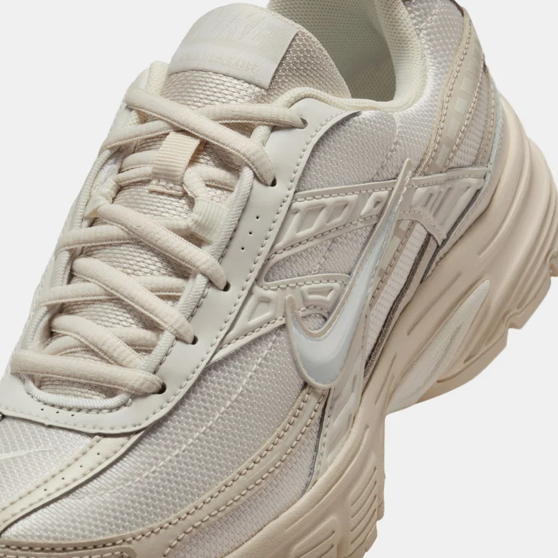 Nike Women's Initiator Shoes