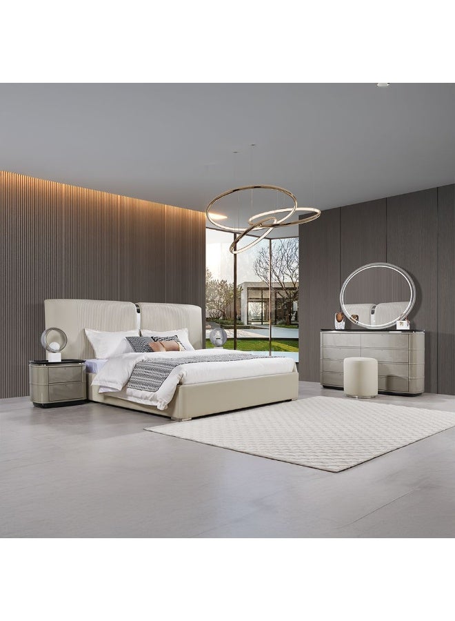 DANUBE HOME طقم سرير ملكي غرايسون 180X200 مع 2 طاولات جانبية، مرآة خزانة مع إضاءة LED وكرسي - أثاث غرفة نوم أنيق باللون الرمادي/الفضي - خشب مصنّع و جلد صناعي - مثالي لغرف النوم الحديثة - Image 1