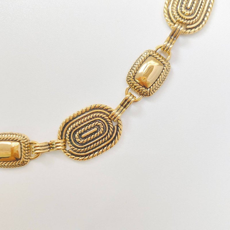 The Black Pearl Accessories Golden Metal Waist Belt for Women - Image 4