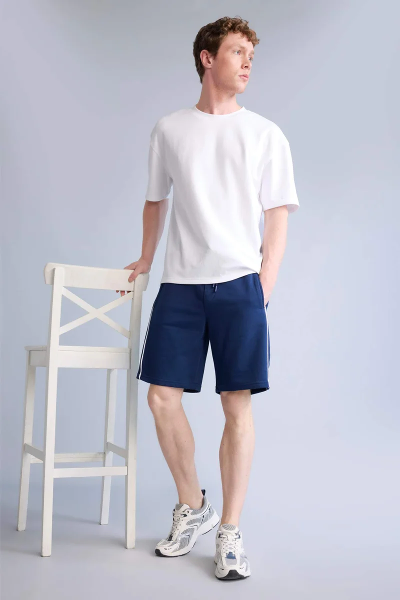 ديفاكتو Regular Fit Shorts