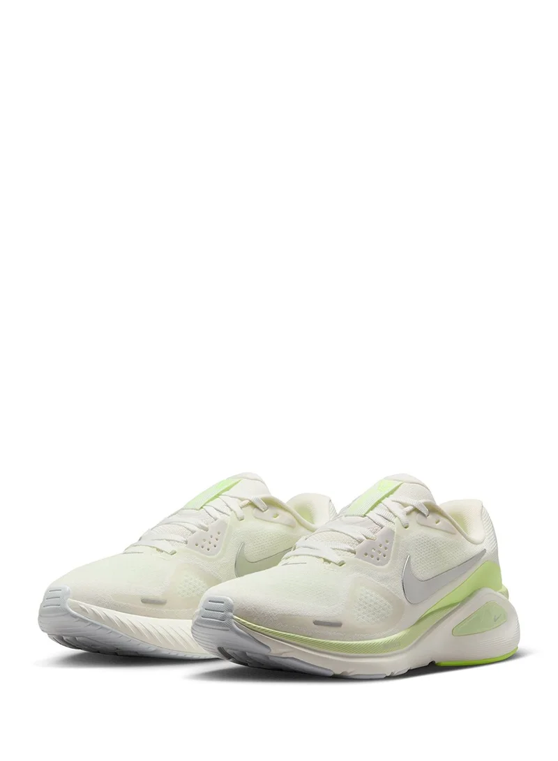 Nike Structure 26