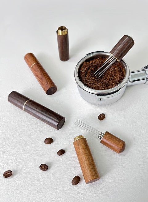 Portable Coffee Needle, Pen Size Wdt Tool Espresso Distribution Tool Coffee Powder Stirrer with Storage Base, Anti-Caking Ground Coffee Stirring Tool V60 Coffee Tools