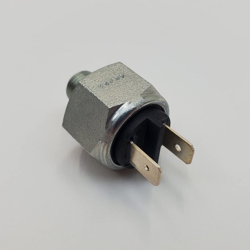 Hydraulic Rear Brake Light Switch for 19712021 Harley Big Twin TouringSoftailDyna 20022017 VRod 19792021 Sportster Models Male 18 NPT Replaces Harley Part 7202351C