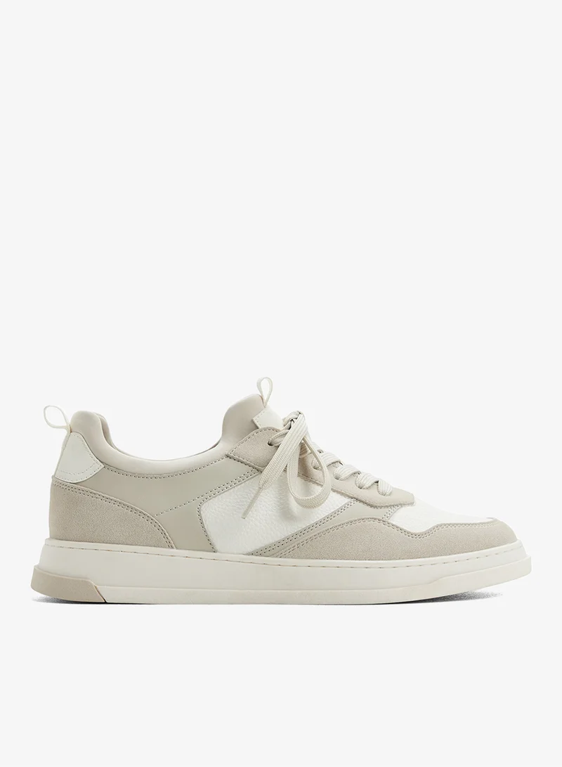 Call it Spring Petronsa Lace Up Low Top Sneakers